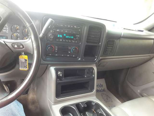 2003 GMC Yukon SLT 4WD 4dr SUV